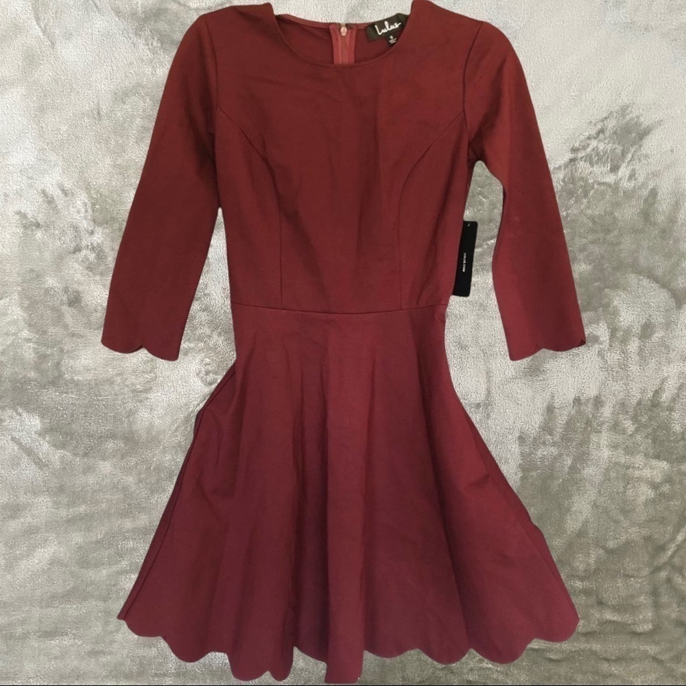 NWT Lulus Cumulonimbus Clouds Burgundy Scallop Fit & Flare Dress Size Small